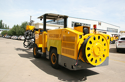 Гидравлическая анкерная буровая установка HT92-D (Минимальное сечение: 2,8 м)